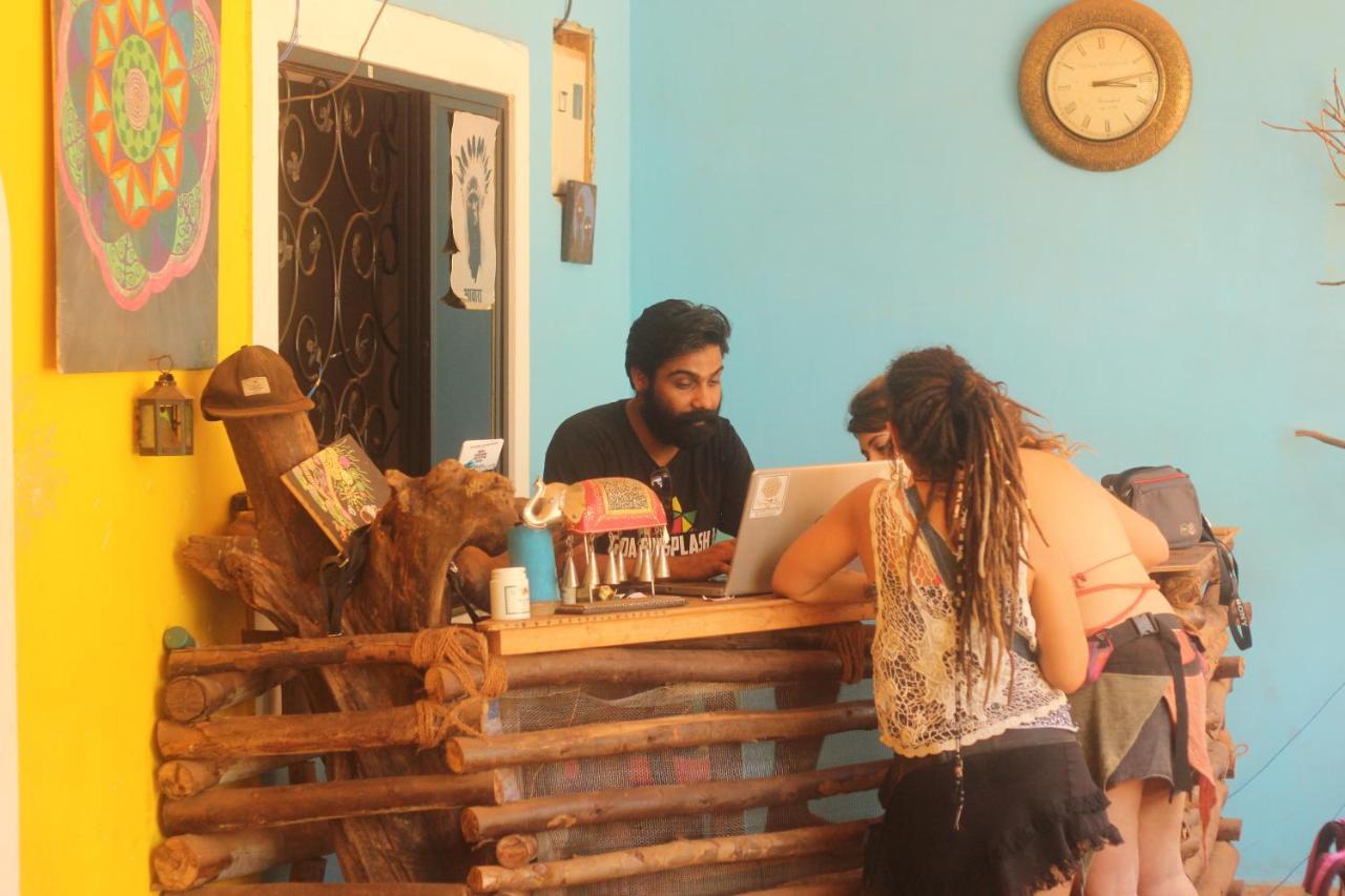 Namahstay Eco Hostel & Coworking & Art Community Space 阿姆波尔 外观 照片