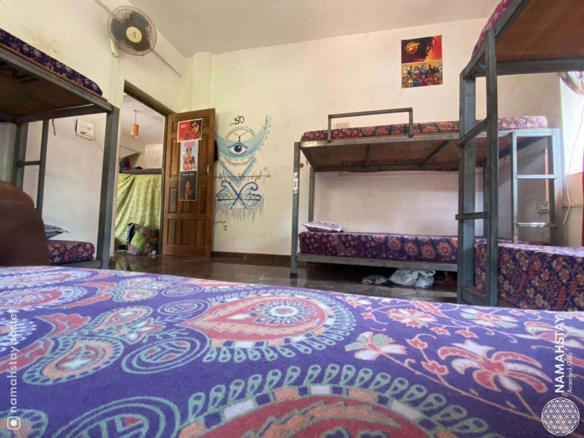 Namahstay Eco Hostel & Coworking & Art Community Space 阿姆波尔 外观 照片